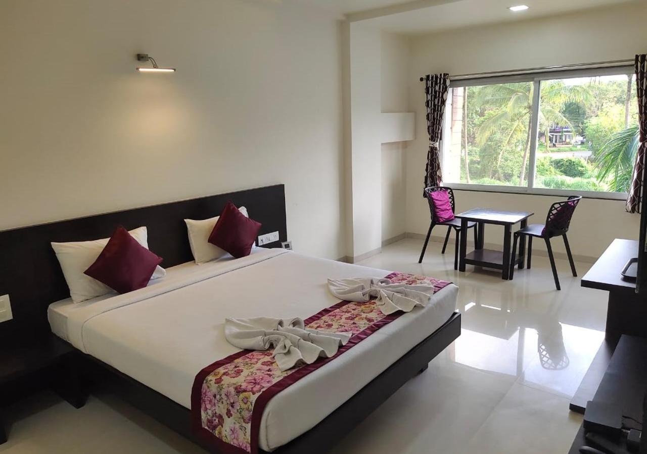 The Hotel Relax Kankavli Kankavali Buitenkant foto